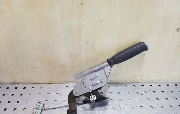 Subaru Forester SG Handbrake/parking brake lever assembly