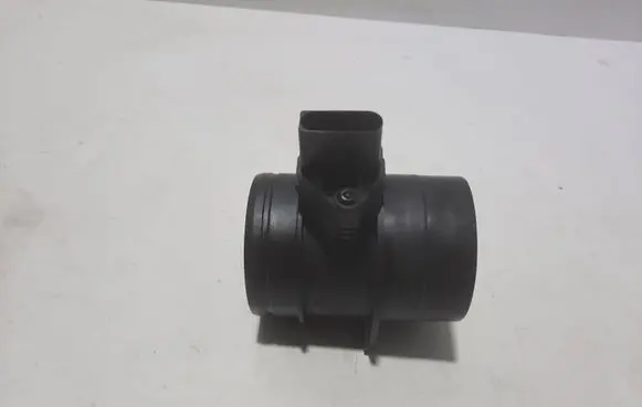 Volkswagen Touareg I Mass air flow meter 074906461B 0281002461