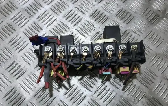 Audi A6 S6 C4 4A Fuse box set 4a0941822
