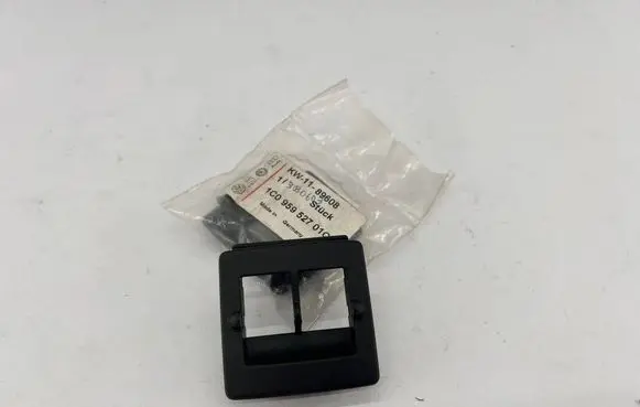 Volkswagen New Beetle Front door window switch trim 1C0959527 KW1189608