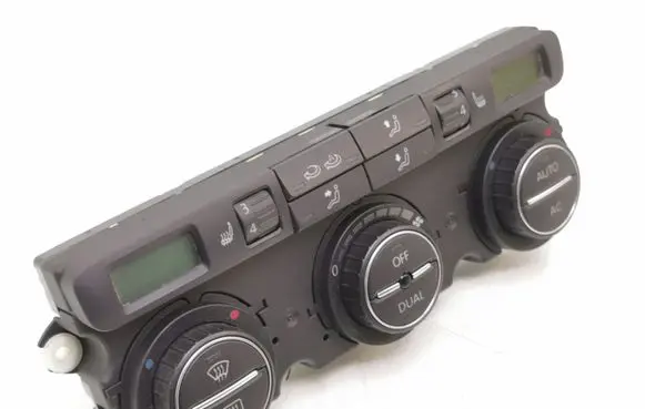 Volkswagen PASSAT B6 Climate control unit