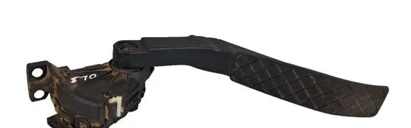 Volkswagen Touareg I Accelerator throttle pedal 7L6721507