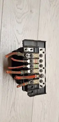 Volkswagen PASSAT B6 Fuse module 017181301 05211289o