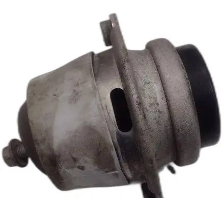 Porsche Cayenne (92A) Engine mount vacuum valve 