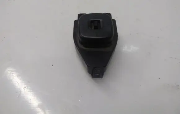 Mazda 323 F Wing mirror switch 03200320