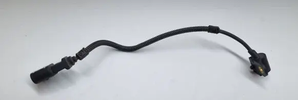 Volkswagen Golf V Camshaft position sensor 9805940