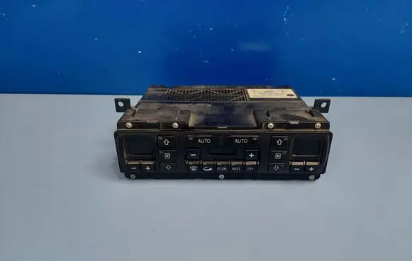 Audi A8 S8 D2 4D Climate control unit 4D0820043C 5HB00715501