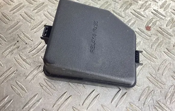 Lexus NX Fuse box cover 8266278290