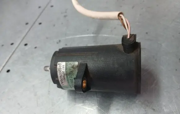 Audi A6 S6 C5 4B Accelerator pedal position sensor 028907475AJ