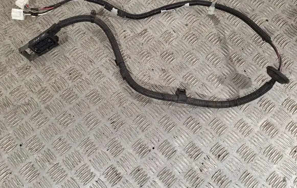 Toyota Avensis T270 Handbrake wiring loom/harness 8216405040 8282120490