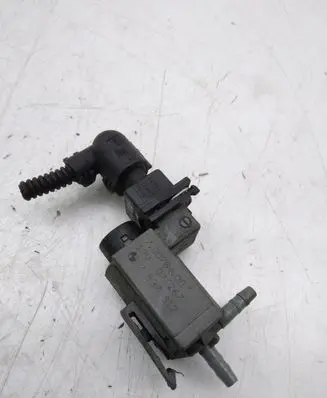 BMW 3 E92 E93 Turbo solenoid valve 70078400 7537612