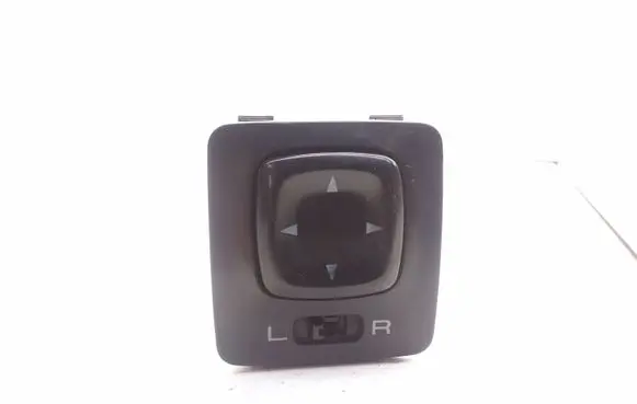 SsangYong Musso Other switches/knobs/shifts 8581005000