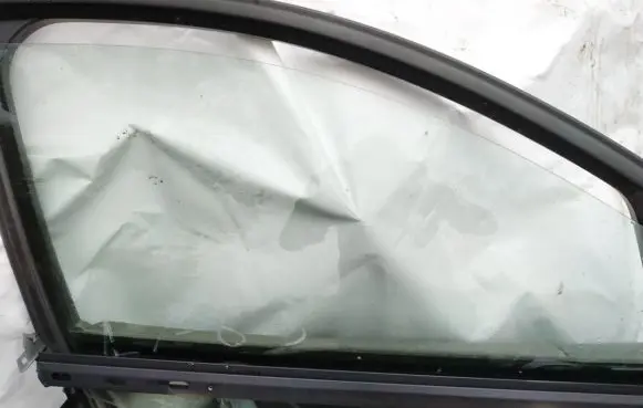 Smart ForFour I Front door window glass four-door