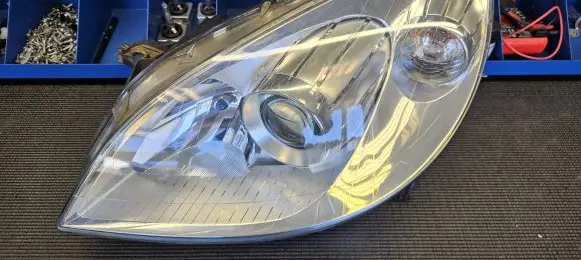 Mercedes-Benz B W245 Headlight/headlamp A1698201761 231000600 0301220201