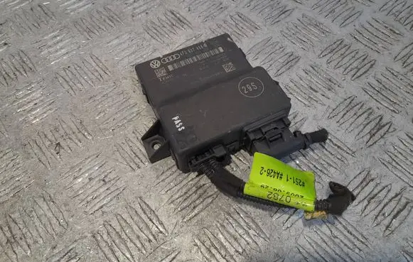 Audi A6 S6 C6 4F Comfort/convenience module 4F0907468M 4F0907468F 04476