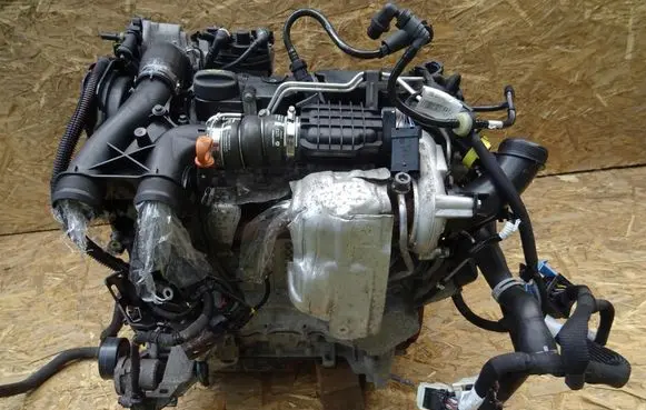 Citroen C4 II Picasso Engine 8H01
