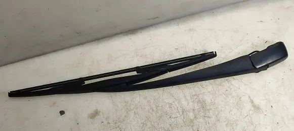 Nissan Murano Z50 Rear wiper blade arm