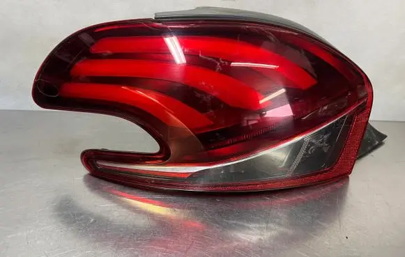 Peugeot 208 Rear/tail lights 9810343080AA