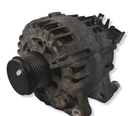 Ford Kuga II Generator/alternator AV6N10300GD 217096147 TG15C234