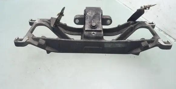 Jaguar S-Type Gearbox mounting bracket 4R835060AC