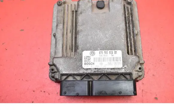 Volkswagen Touareg I Engine control unit/module ECU 070906016BM