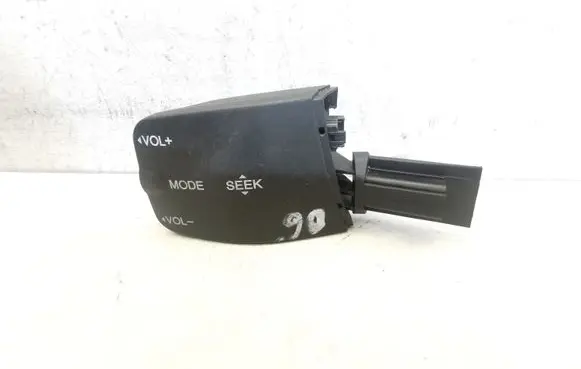 Ford Focus Sound control switch 