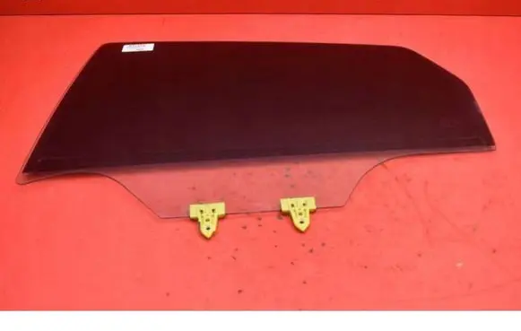 Nissan Qashqai Rear door window glass