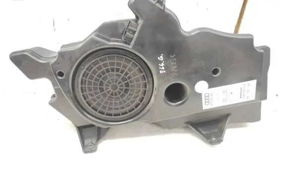 Audi A3 S3 A3 Sportback 8P Subwoofer speaker 8P3035382 7606500216