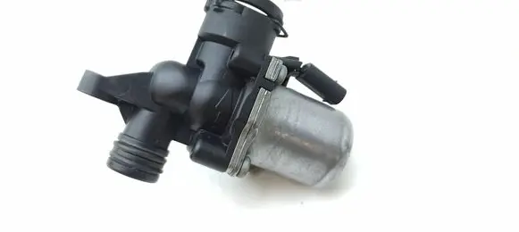 Mercedes-Benz R W251 Coolant heater control valve A2722000031