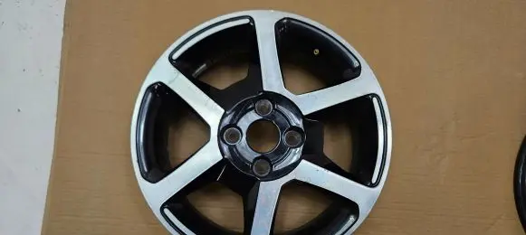 Renault Twingo III R15 alloy rim 403005504R