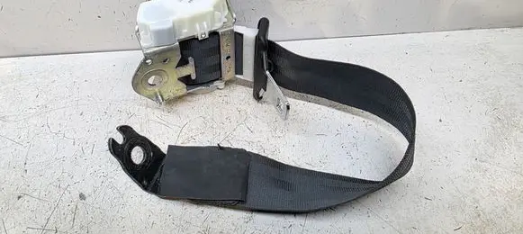Peugeot 3008 I Middle seatbelt (rear) 9681975580 8975HZ