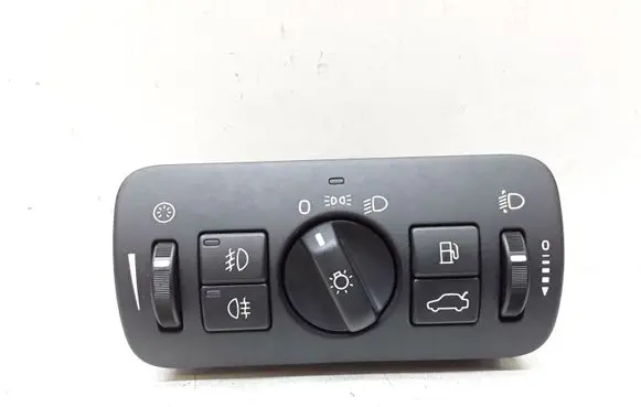 Volvo XC70 Light switch 30739415