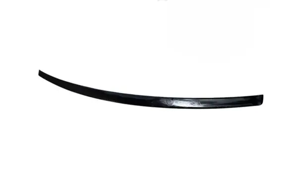 Tailgate/trunk spoiler