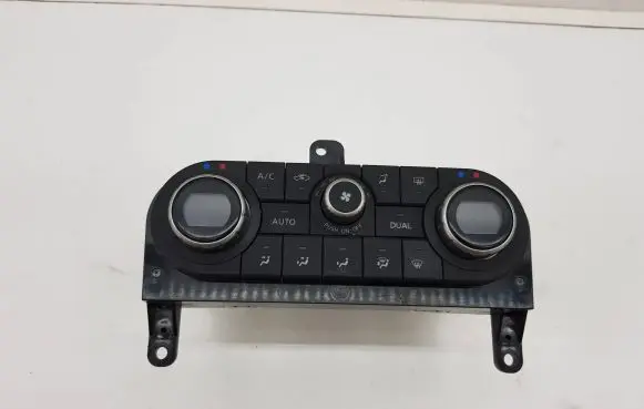 Nissan Qashqai+2 Climate control unit 27500BR47A C1213