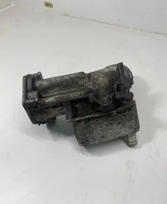 BMW 3 E90 E91 Engine oil radiator 6740373126