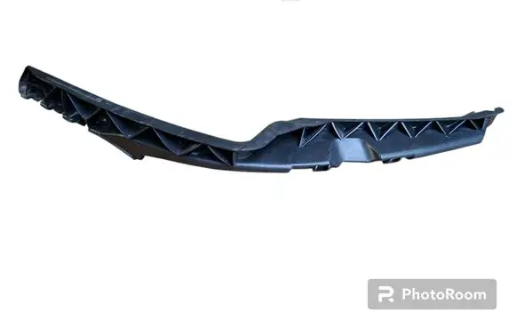 Skoda Octavia Mk2 (1Z) Front bumper mounting bracket 1Z0807183D