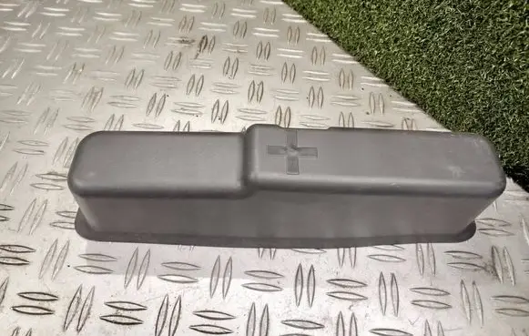 Man TGE 1gen Wiper trim 7C0955737