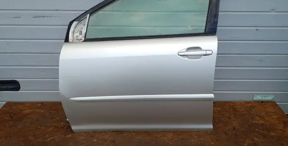Lexus RX 300 Front door