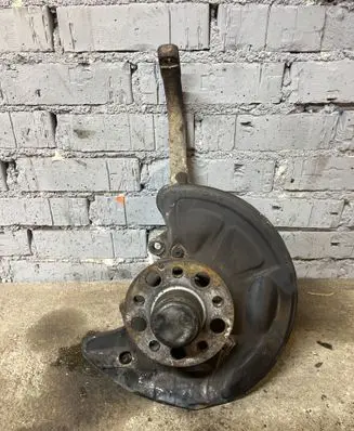 Mercedes-Benz E W211 Front wheel hub 
