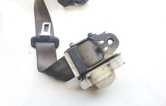Audi A4 S4 B6 8E 8H Rear seatbelt 8e5857805e