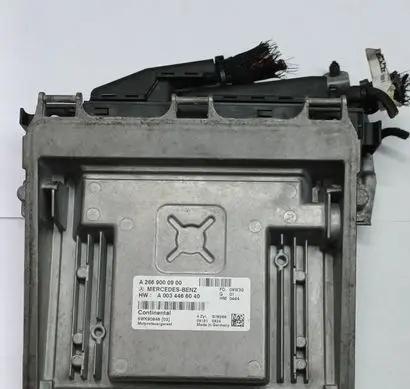 Mercedes-Benz B W245 Engine control unit/module A2669000900 A0034466040 5WK90848