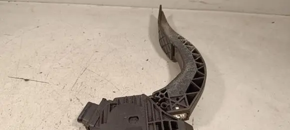 Audi Q7 4M Accelerator throttle pedal 8W1723523 6PV01164201