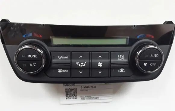 Toyota RAV 4 (XA40) Air conditioner control unit module 5590042440