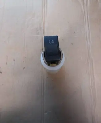 Fog light switch