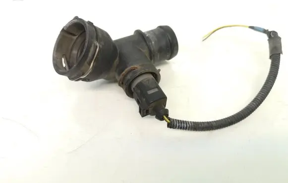 Skoda Octavia Mk2 (1Z) Engine coolant pipe/hose 1K0122291AD 06A919501