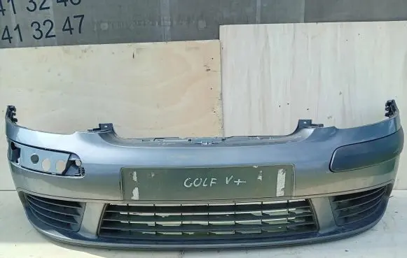 Volkswagen Golf Plus Front bumper