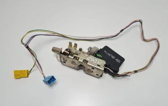 Mercedes-Benz Sprinter W901 W902 W903 W904 Front door lock 406205 9017400435