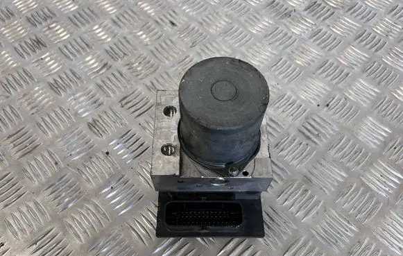 Audi A4 S4 B8 8K ABS Pump 8K0907379CK