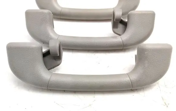 Chevrolet Captiva Front interior roof grab handle