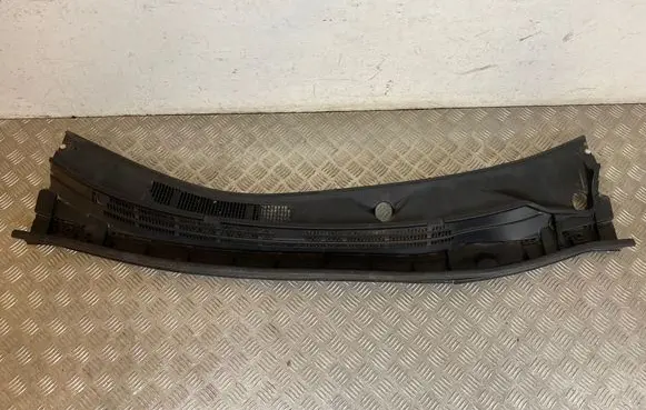 Lexus CT 200H Wiper trim 5578176010 5578176040 5570876010